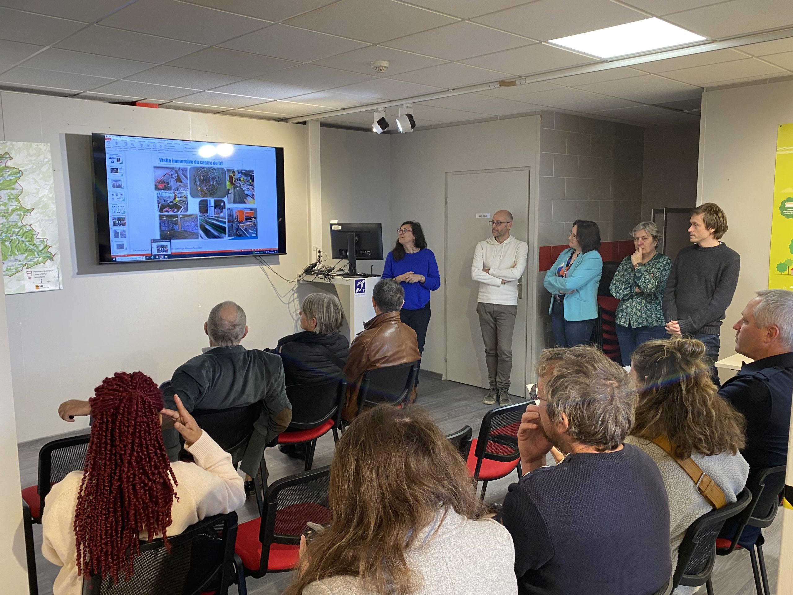 Venez découvrir le centre de tri des déchets